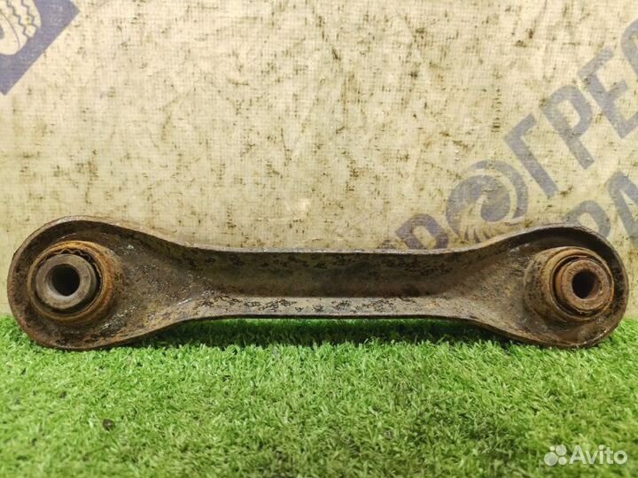 Рычаг подвески задний правый Volvo S40 седан 1.6