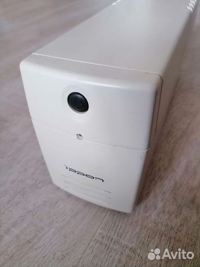 Ибп UPS ippon back power PRO 600
