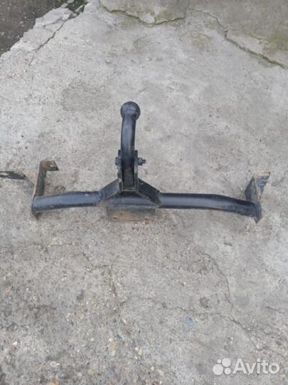 Фаркоп на ваз 2110