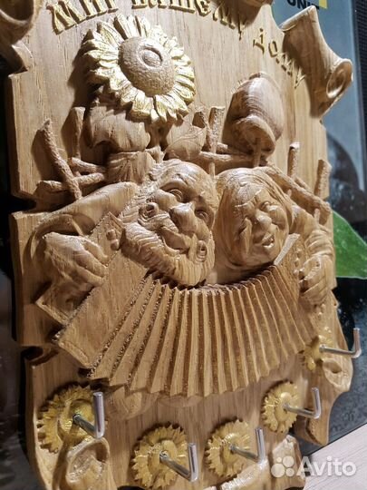 Ключница из дерева 