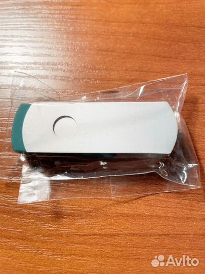 Флеш-накопитель