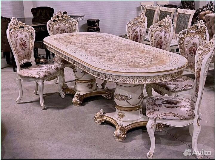 Кухонный стол