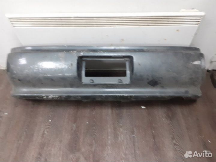Бампер задний Toyota Cresta