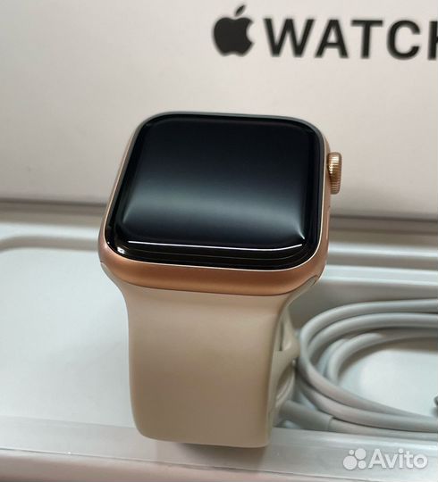 Часы Apple Watch SE 44mm Оригинал 100%