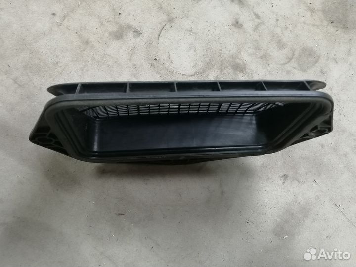 Решётка воздухозаборника для VW Golf VI 2009-2013