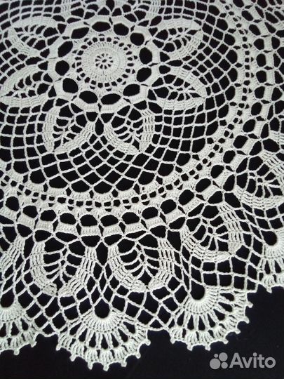 Салфетки вязаные интерьерные