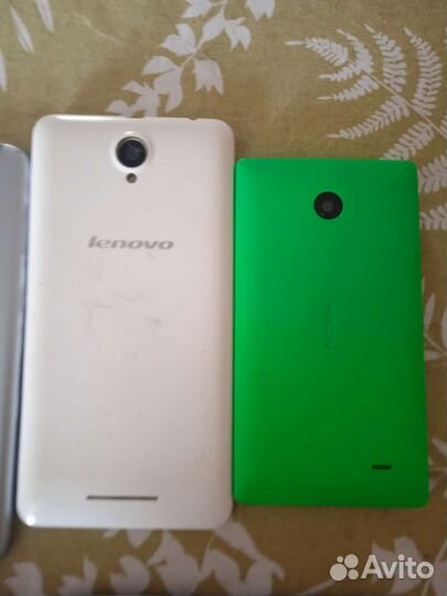 Мобильные телефоны на запчасти, реставрирование