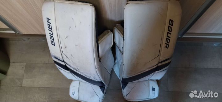 Щитки вратарские хоккейные Bauer