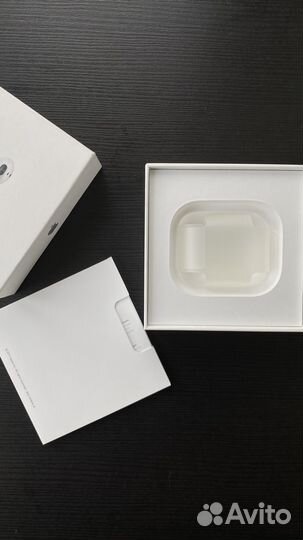 Коробка от apple airpods оригинал