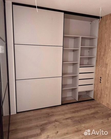 Шкаф купе новый