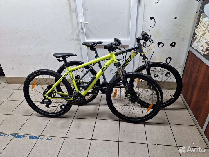 Горный велосипеды топовый бренда(гидравликой )