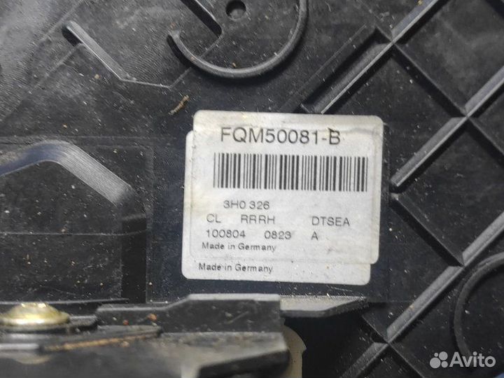 Замок двери задний правый Land Rover Discovery 3