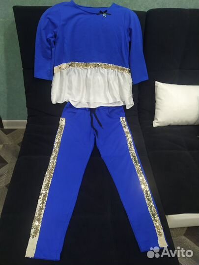 Брючный костюм женский 42 44