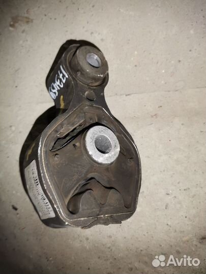 Подушка крепления кпп Mazda CX-9 2