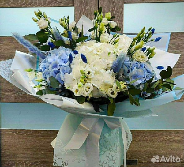 Гортензия, ирис, орхидея,хризантема кустовая,роза