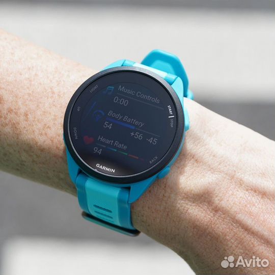 Часы Garmin Forerunner 165 Music