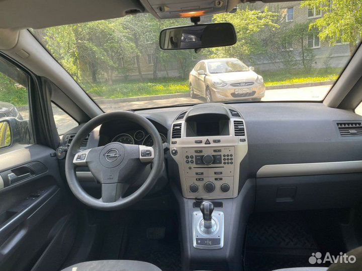 Машина на разбор Opel Zafira B A05 Z18XER