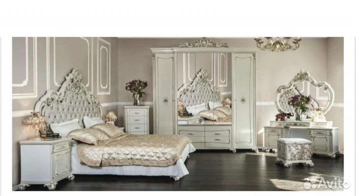 Продам спальный гарнитур