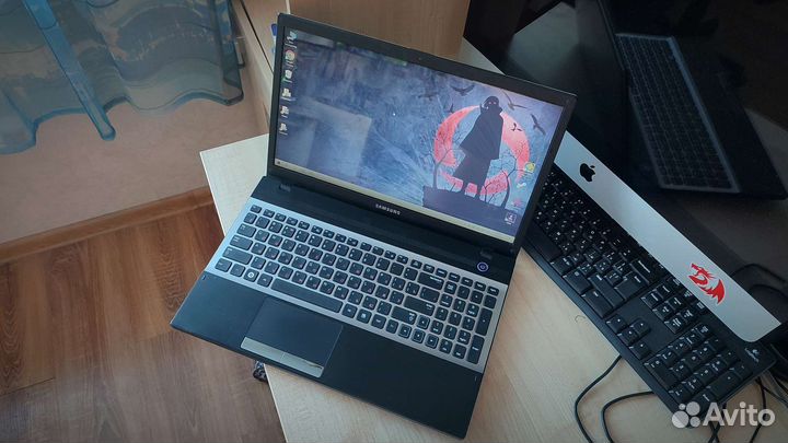 Ноутбук Samsung