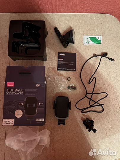 Держатель автомобильный с беспроводной зарядкой