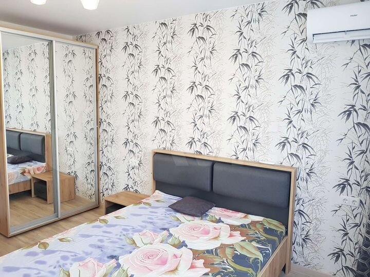 2-к. квартира, 60 м², 4/10 эт.