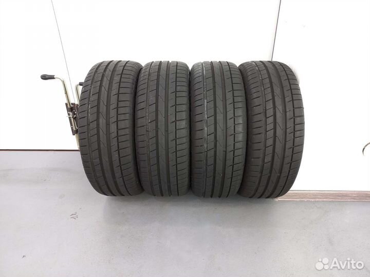 Starmaxx Incurro ST450 215/55 R18