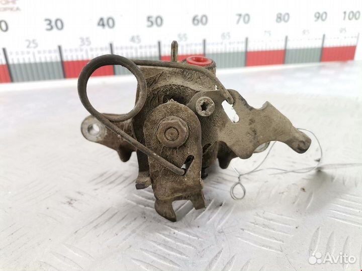 Суппорт задний правый для Audi A4 B5 8E0615424