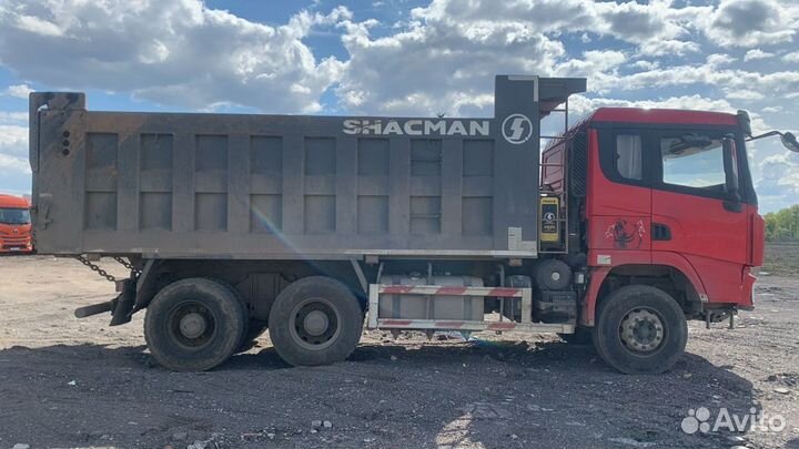 Shacman (Shaanxi) SX32586T384, 2022