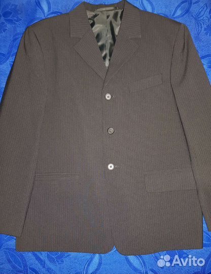 Пиджак школьный для мальчика на 140р truvor