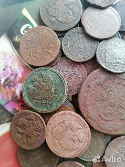 100 старинных медных монет. Лот 1