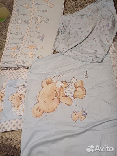 Бортики и комлект постельного белья детский