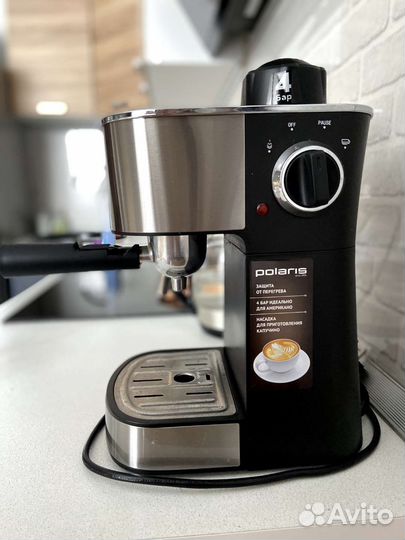 Кофеварка рожковая polaris