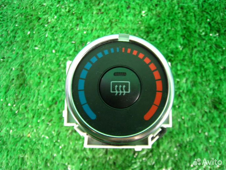 Регулятор отопителя Toyota Yaris P13 2015