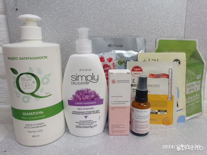 Набор средств для ухода за лицом и телом, 23 шт