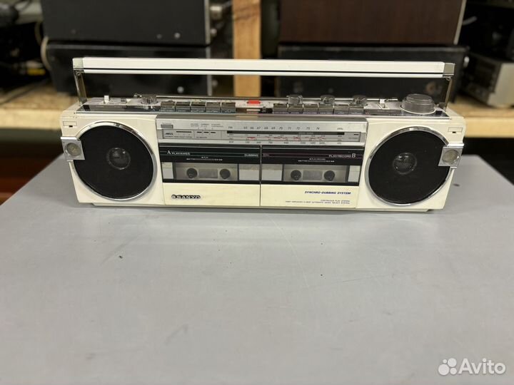 Кассетный магнитофон sanyo m-w15k