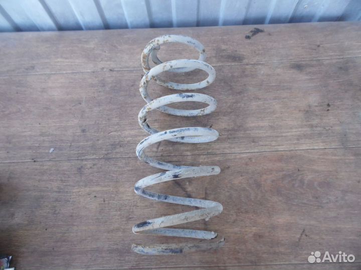 Пружина передняя Chevrolet Lanos 2004-2010