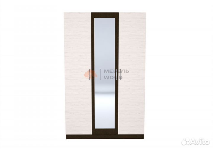 Шкаф трехстворчатый