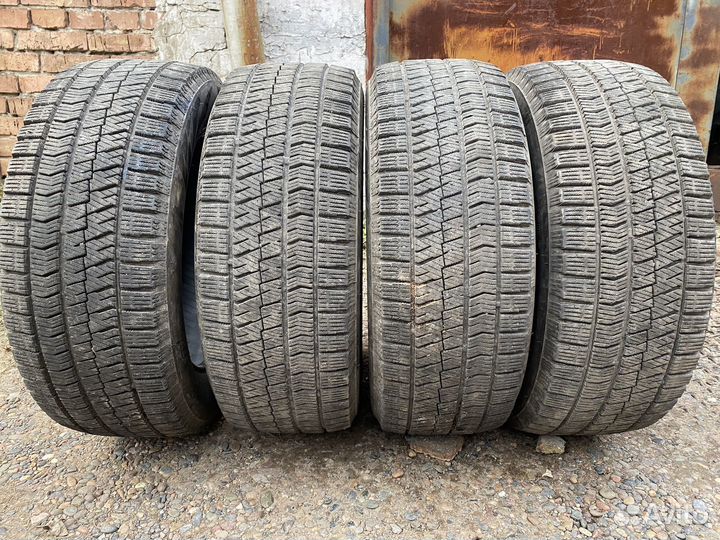 Bridgestone Blizzak VRX2 205/55 R16 91Q
