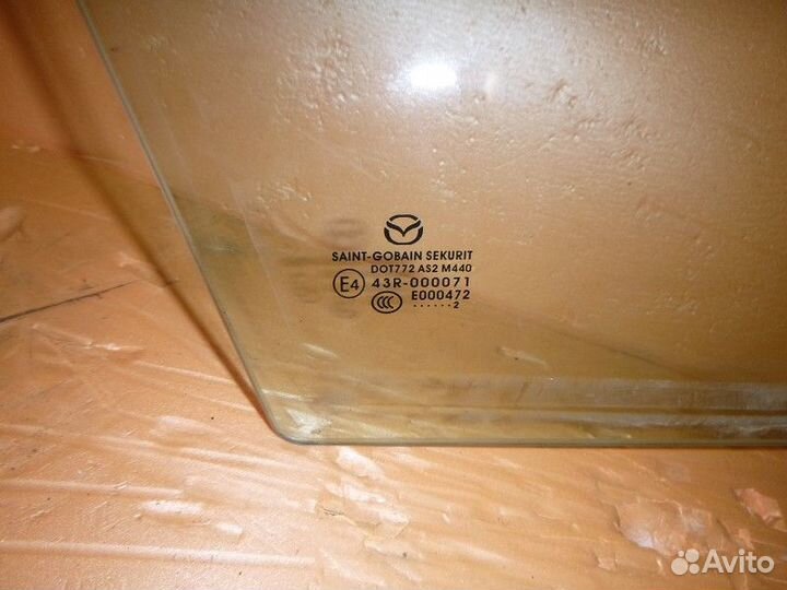 Стекло двери передней правой mazda 3 (BL) 2009-201
