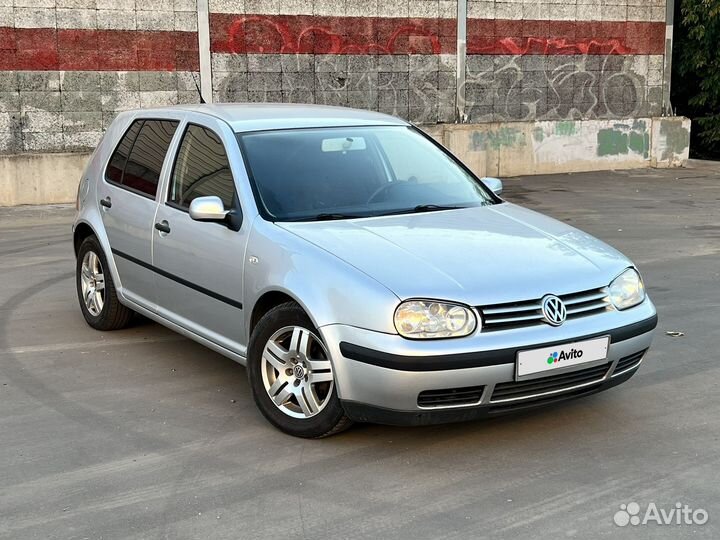 Volkswagen Golf 1.4 МТ, 2002, 239 000 км