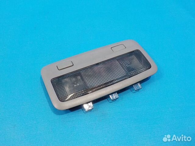 Плафон освещения салона задний toyota Avensis (T25