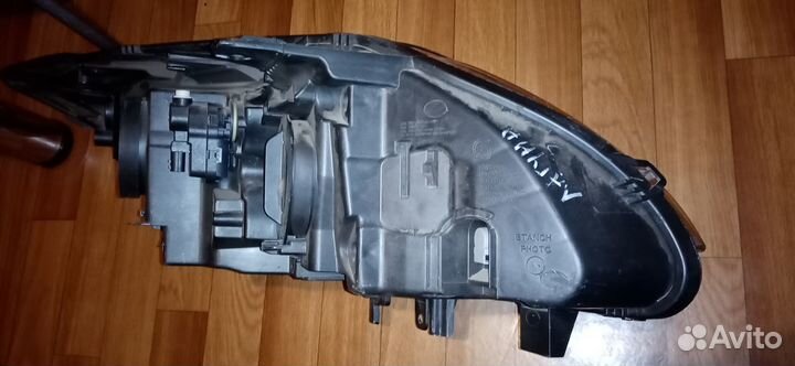 Фара левая Рено Лагуна 3 галоген дорейсталинг