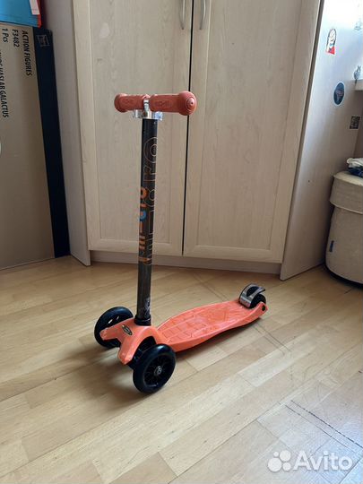 Самокат Micro Maxi трехколесный