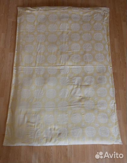 Матрац с пододеяльником и подушками