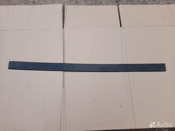 Коллекционная накладка бампера 2106 канадка