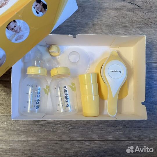 Молокоотсос Medela (ручной)