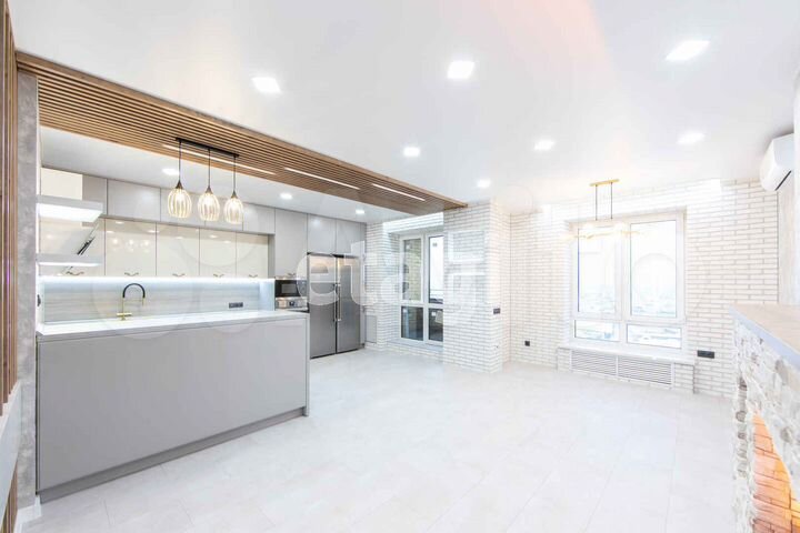 3-к. квартира, 106,5 м², 16/17 эт.