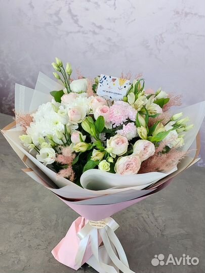 Доставка цветов и букетов