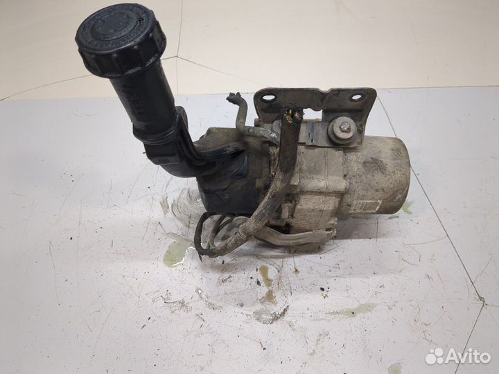 Насос усилителя руля Peugeot Partner, 2013