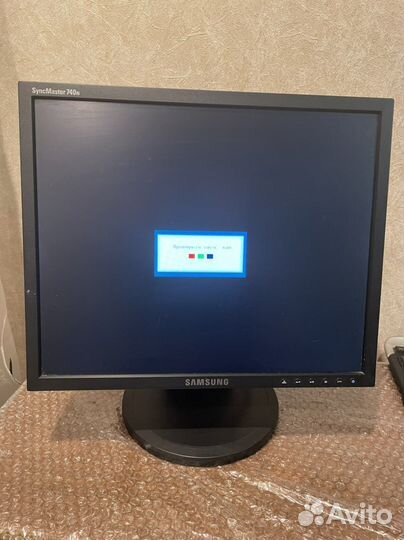 Монитор Samsung